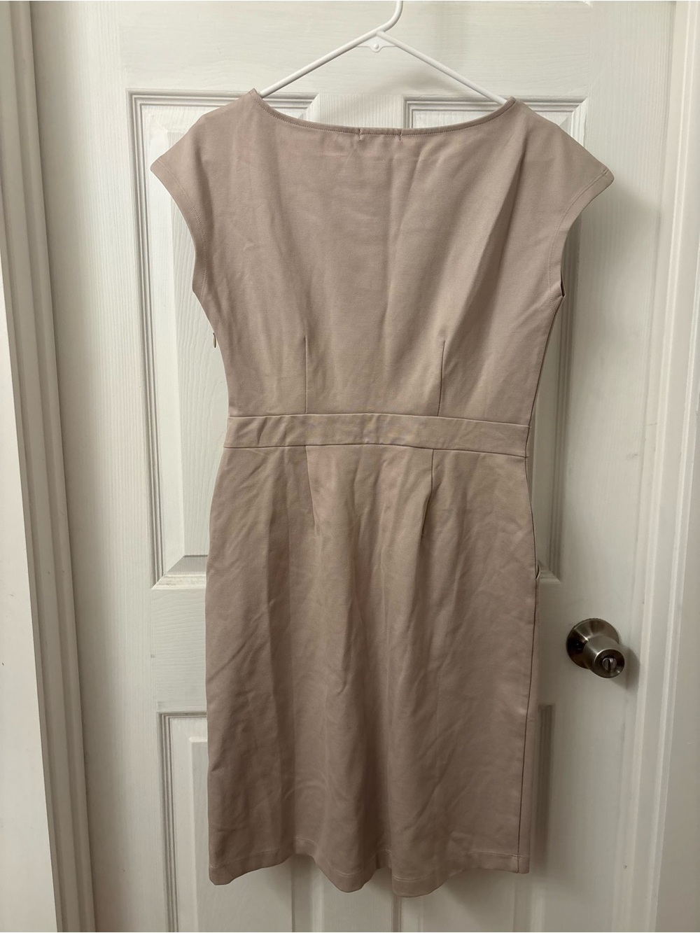 Quince Ultra-Stretch Ponte Cap Sleeve Dress Women’s Size M EUC - Picture 3 of 4